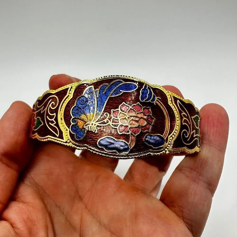 Beautiful cloisonné butterfly‎ and flower clamp hinged bracelet!